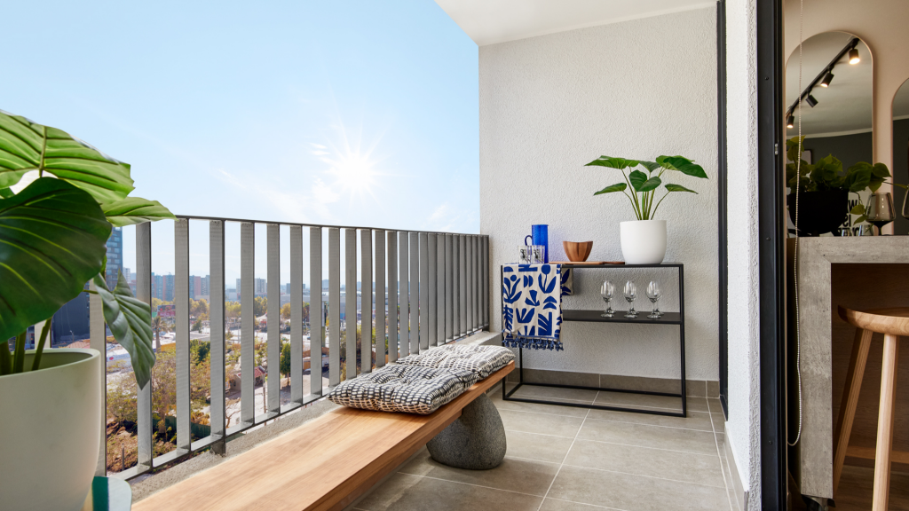 Terraza de departamentos en venta en La Florida con entrega inmediata.